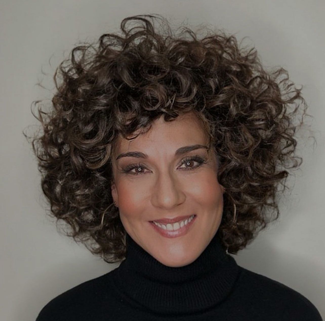 https://ivanssalon.com/wp-content/uploads/2024/02/curly_1.jpg